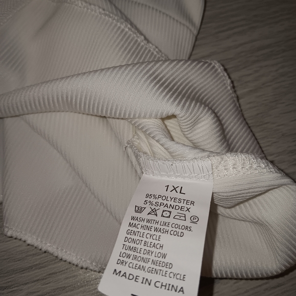 Women's Plus Size Casual Solid Color Plus Size Pit Vest Jacket Pants Three-Piece - Picture 10 of 16